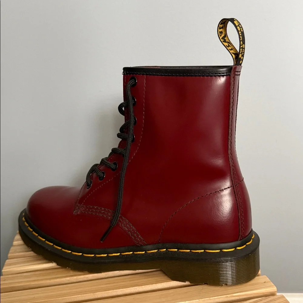Dr. Martens Cherry Red Smooth Leather 1460 Boot Size US L 7 US M 6 - Picture 8 of 16